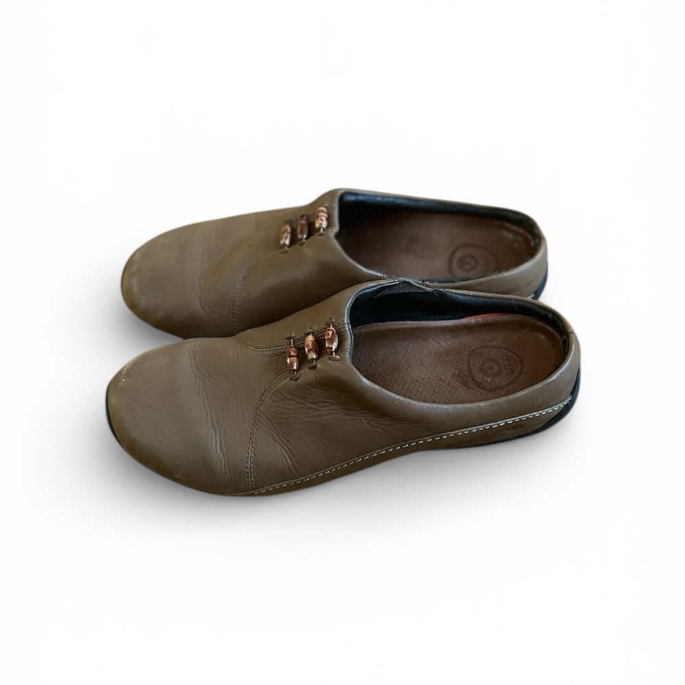 Ulu Khaki Leather Slip-On Mules